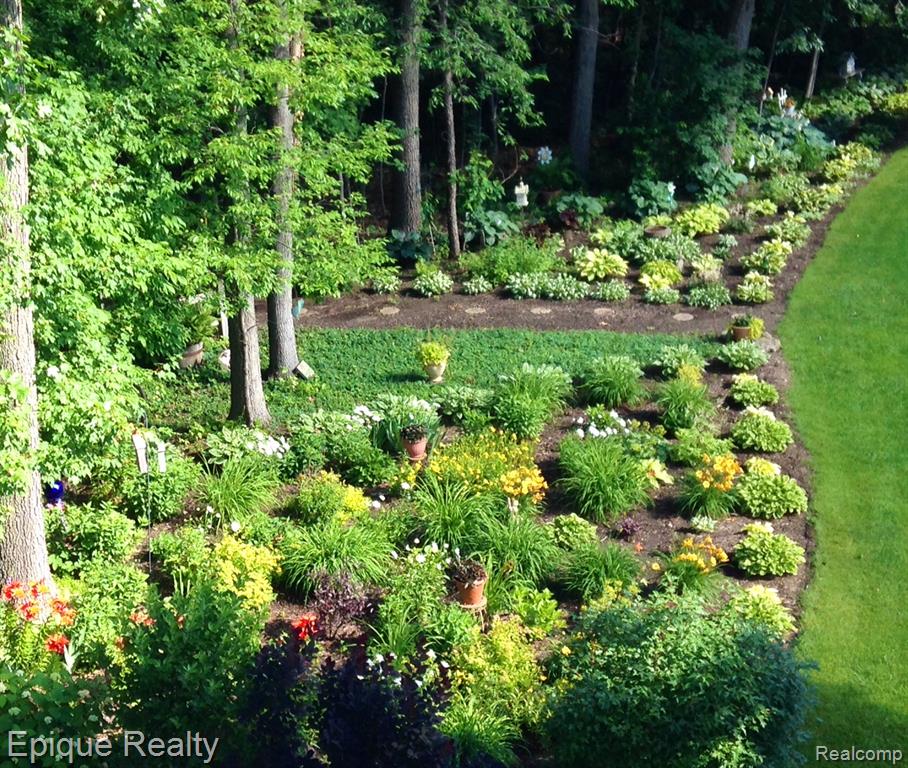 3730 Winding Pine Drive, Metamora, MI 48455 — Photo 8