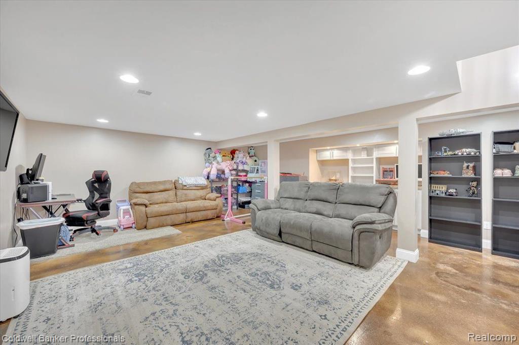 5082 BIRCH TREE Court, Grand Blanc, MI 48439 — Photo 31
