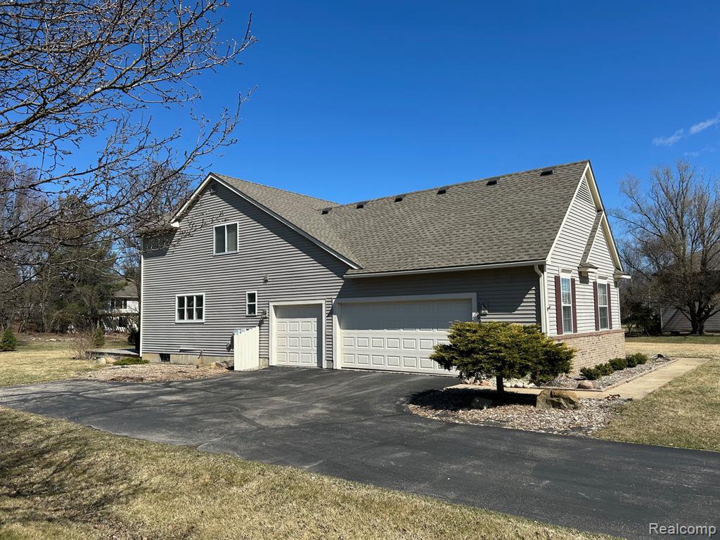 2815 SANDHILL Drive, Dexter, MI 48130 — Photo 38