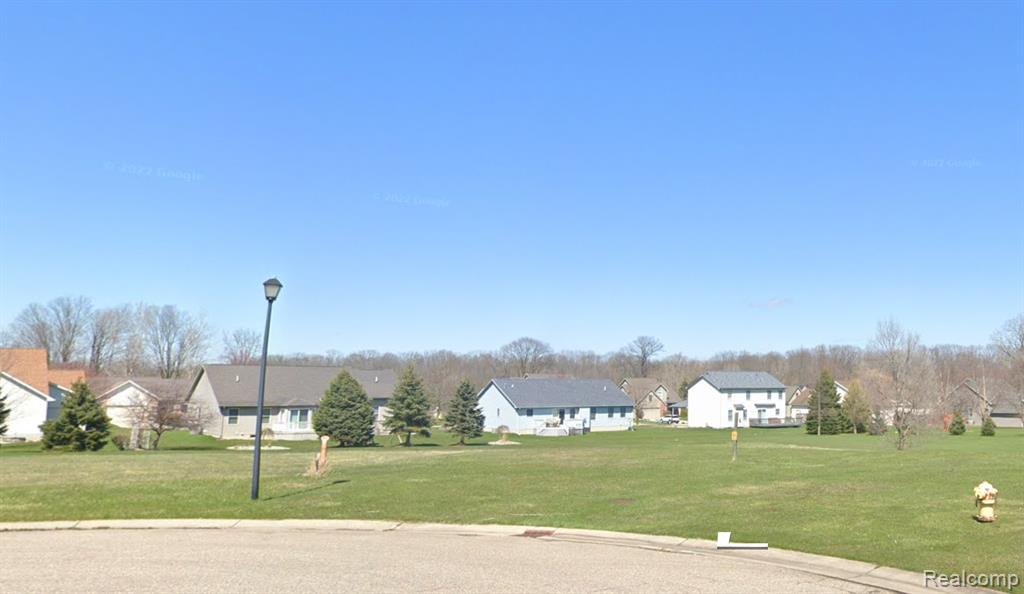 5442 MEADOW CREEK, Flint, MI 48532