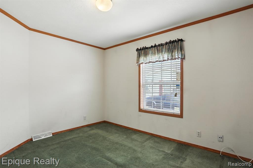 45501 Labelle Drive, Macomb, MI 48044 — Photo 22