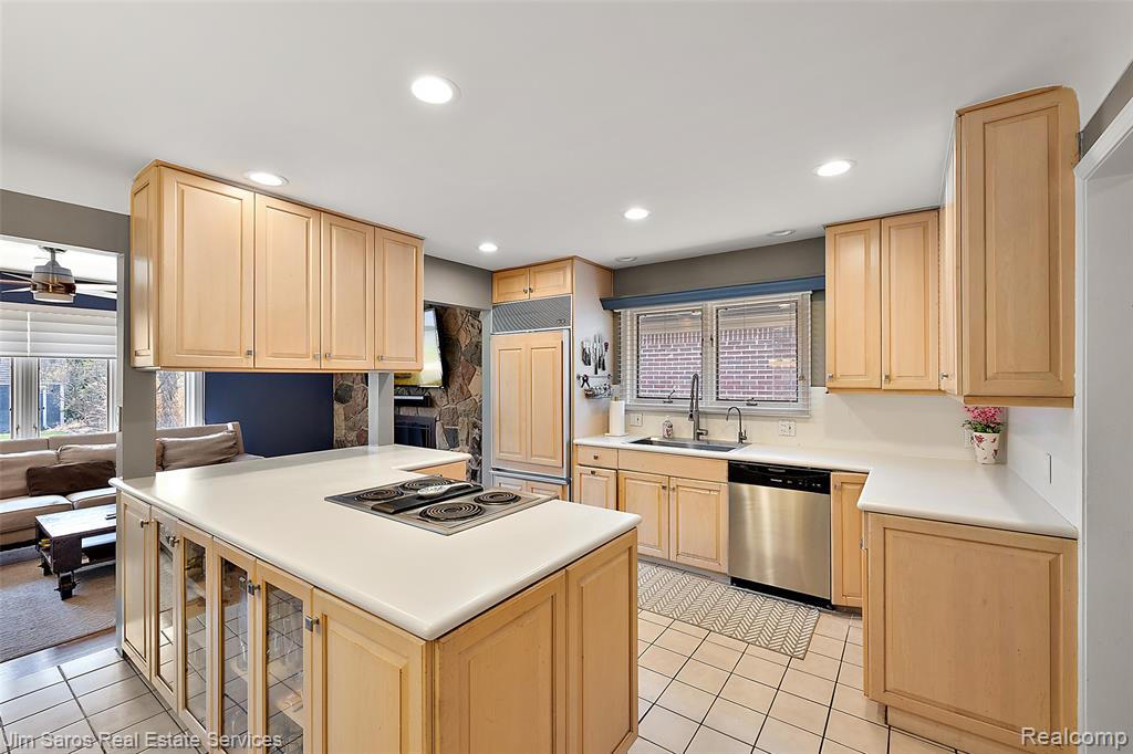 22416 Ardmore Park Drive, Saint Clair Shores, MI 48081 — Photo 12