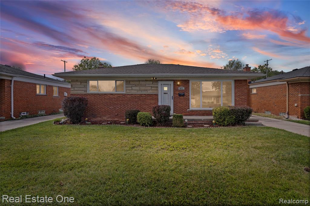 8177 Gary Avenue, Westland, MI — Photo 2