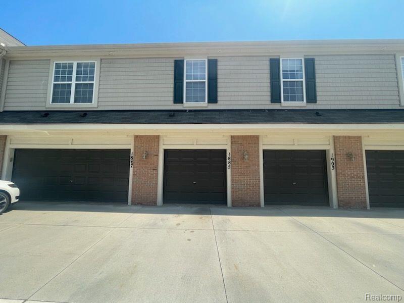 1885 PINECROFT Drive, Canton, MI 48188 — Photo 17