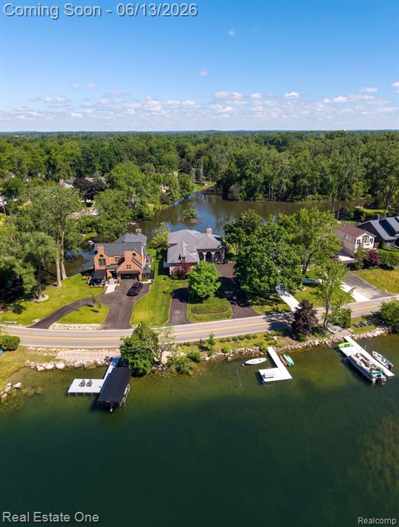 2428 Pine Lake Road, West Bloomfield, MI 48324 — Photo 68