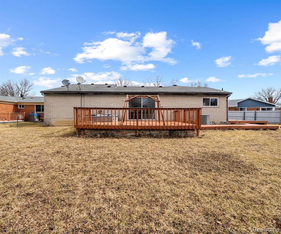 44359 REGIS, Canton, MI 48187 — Photo 56