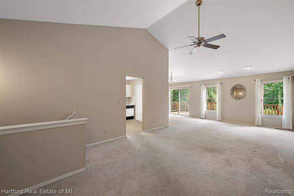 402 Mulberry Drive, Commerce Twp, MI 48390 — Photo 5