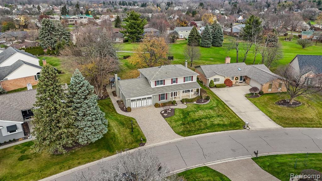 682 Heritage Lane S, Rochester Hills, MI 48309 — Photo 86