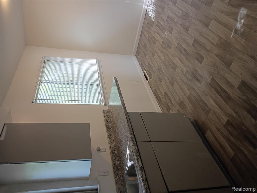 405 W Bundy Avenue, Flint, MI 48505 — Photo 13