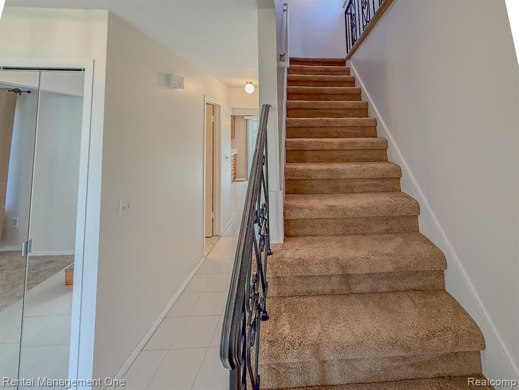 5326 FALMOUTH Drive, Troy, MI 48085 — Photo 17