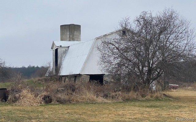 8803 WINN Road, Brown, MI 48416 — Photo 36