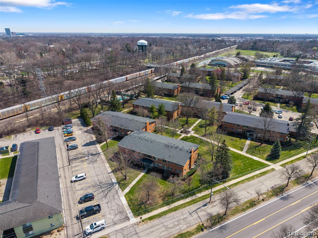 946 N Adams Road, 2, Birmingham, MI 48009 — Photo 19