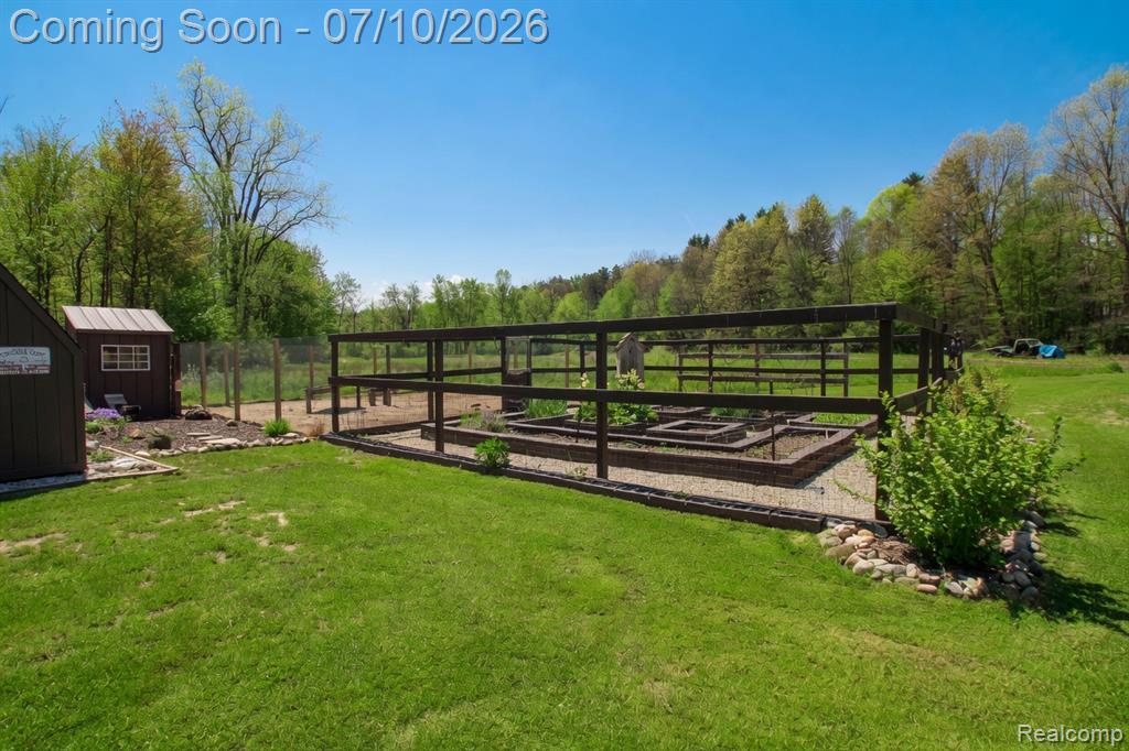 5278 Skelton Road, Columbiaville, MI 48421 — Photo 10
