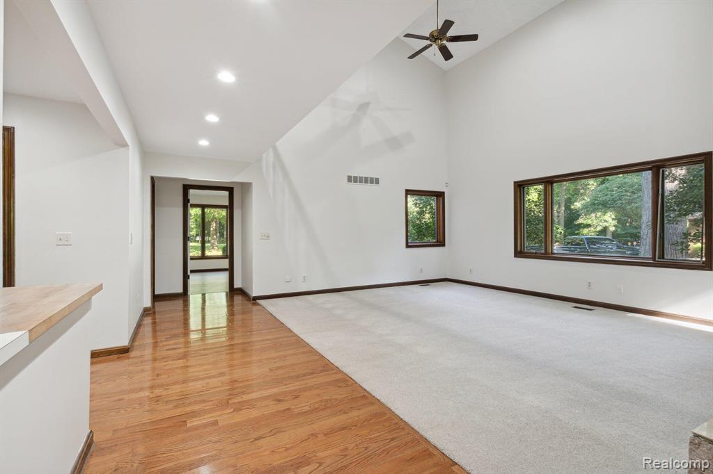 7910 Nankin Mills Street, Westland, MI — Photo 5