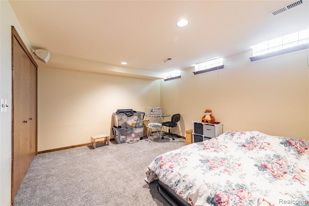 8511 Bridge Road, Grosse Ile, MI 48138 — Photo 38