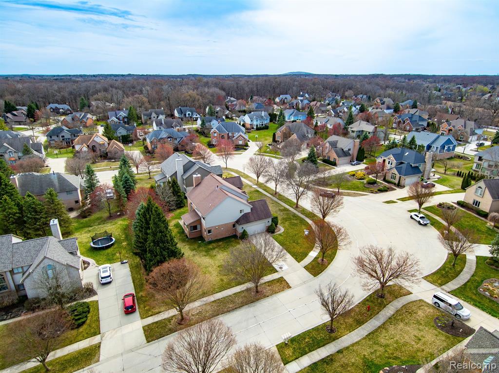 45857 ASHFORD Circle, Novi, MI — Photo 51