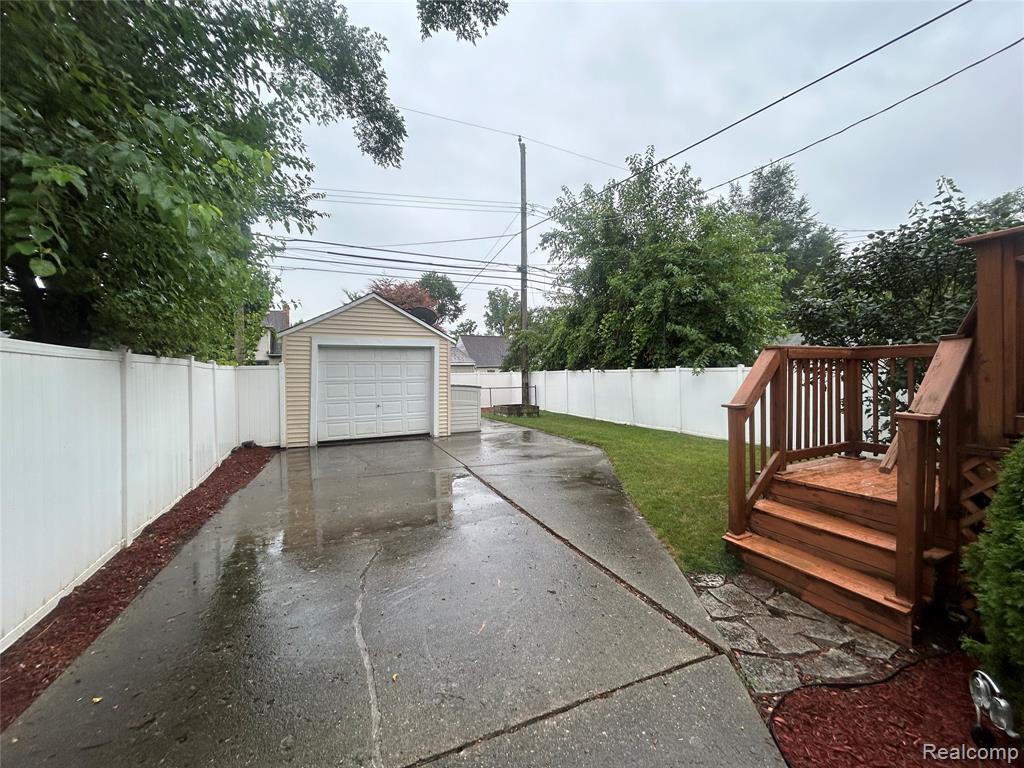 674 Jewell Street, Ferndale, MI 48220 — Photo 22