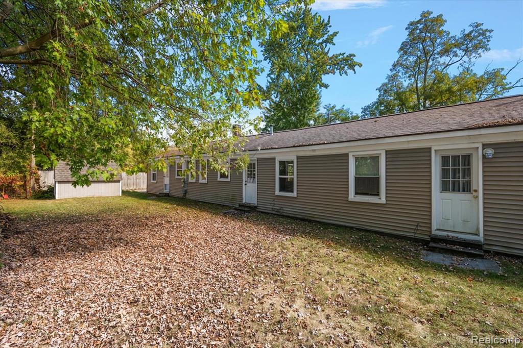 5155 Girard Drive, Pinckney, MI 48169 — Photo 22