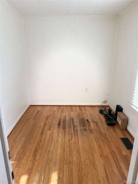 404 Josephine Avenue, Royal Oak, MI 48067 — Photo 8
