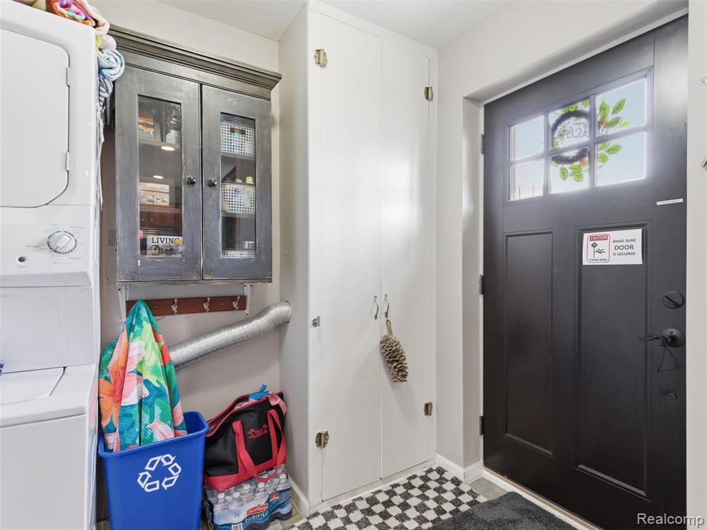 16342 Stages Island, Linden, MI 48451 — Photo 14