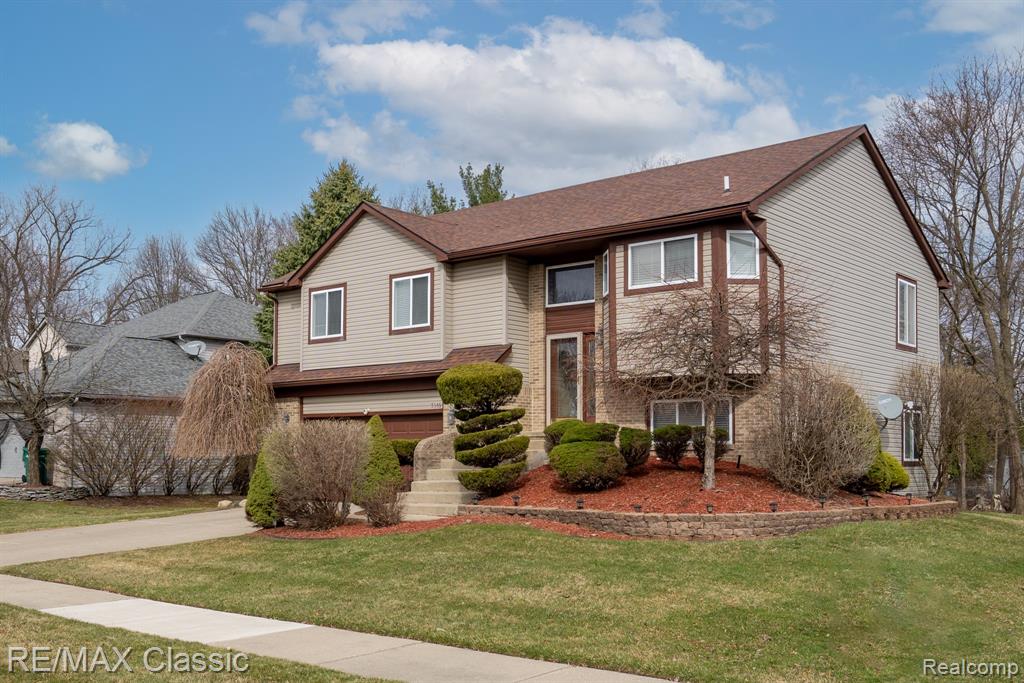 7165 Amanda Drive, Van Buren, MI 48111 — Photo 2