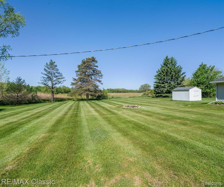 11589 OWOSSO Road, Fowlerville, MI 48836 — Photo 44