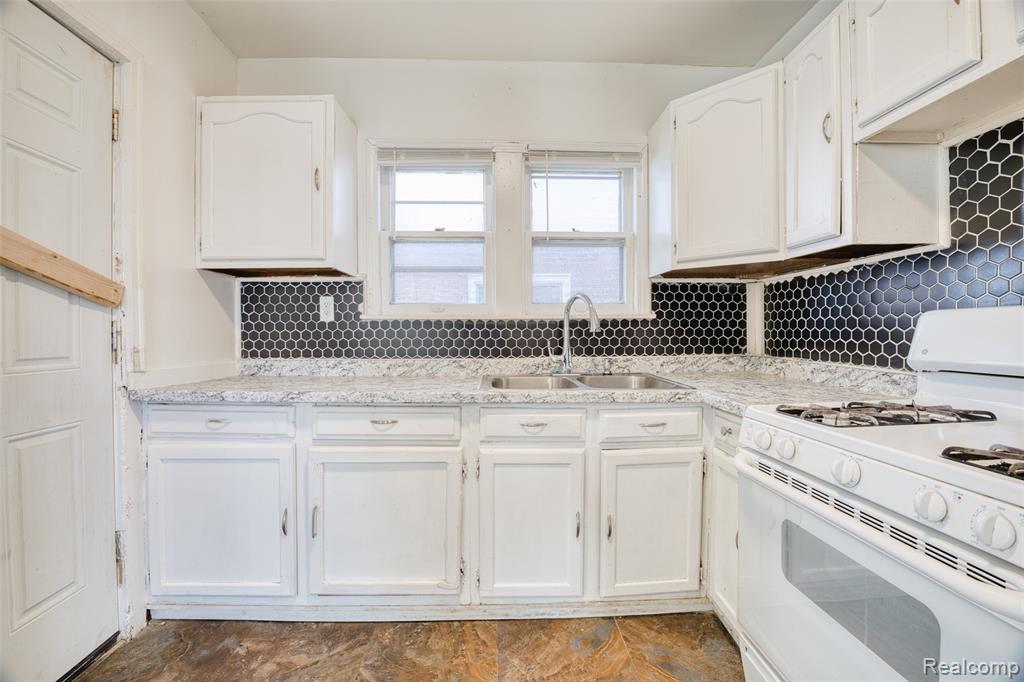 13932 Roselawn Street, Detroit, MI 48238 — Photo 14