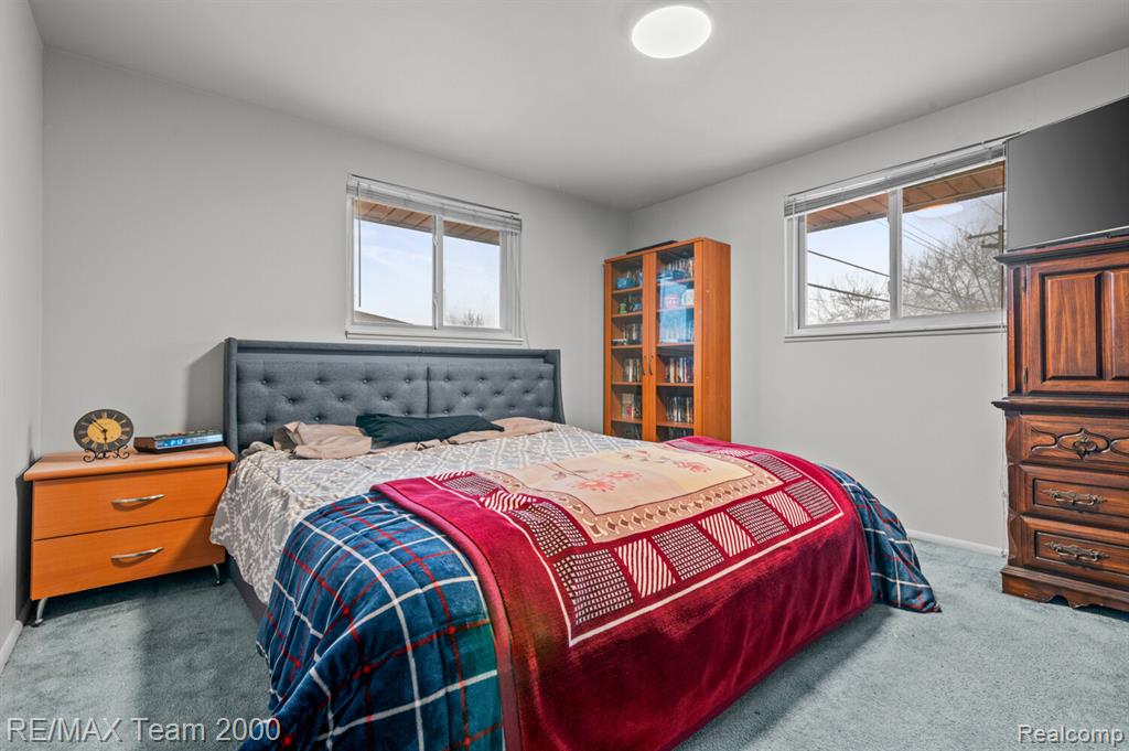 31629 Sweetbriar, Rockwood, MI — Photo 21