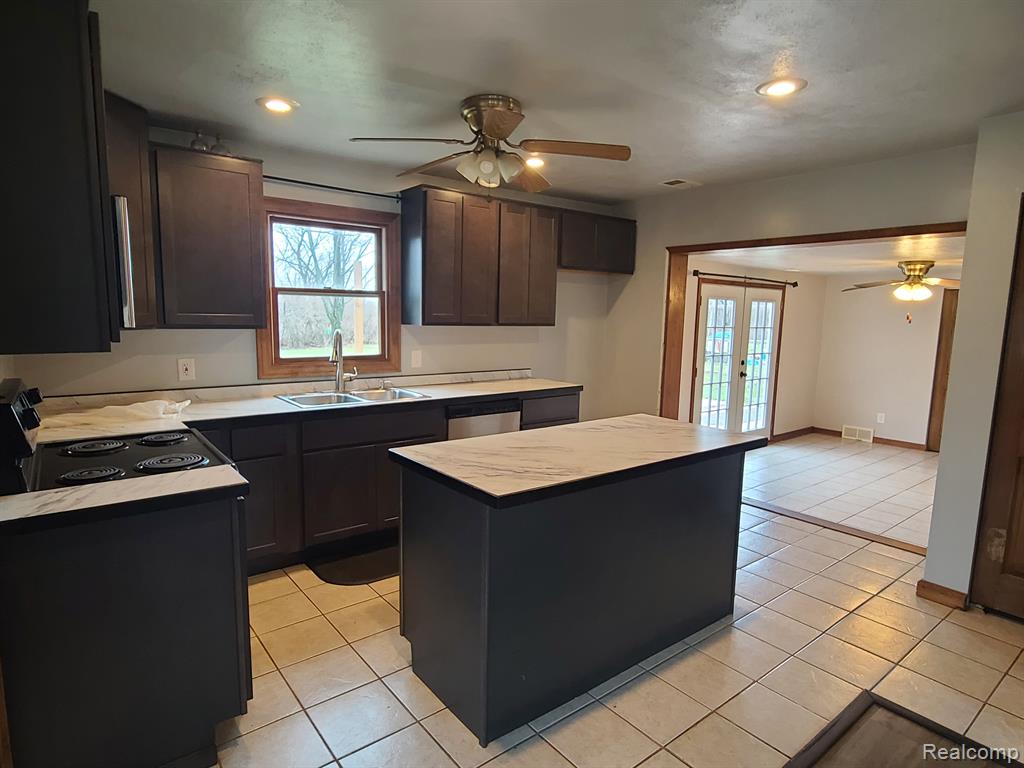 4161 MAPLE Street, Brown, MI 48416 — Photo 3