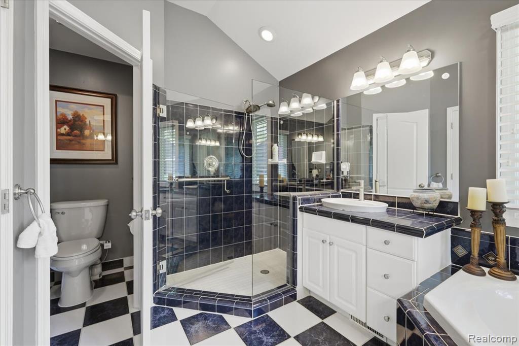 10005 Creekwood Trail, Davisburg, MI 48350 — Photo 37