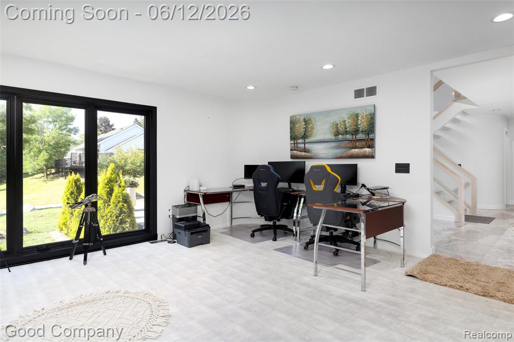 3176 Chambord Drive, West Bloomfield, MI 48323 — Photo 14