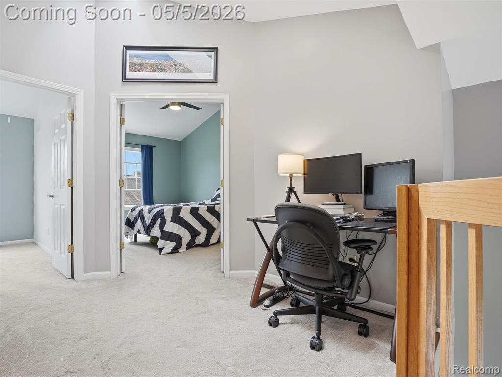 135 W Kenilworth Avenue, Royal Oak, MI 48067 — Photo 12