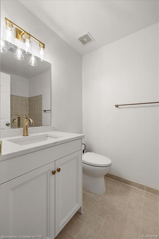 8204 Alexa Drive, Commerce Twp, MI 48390 — Photo 24