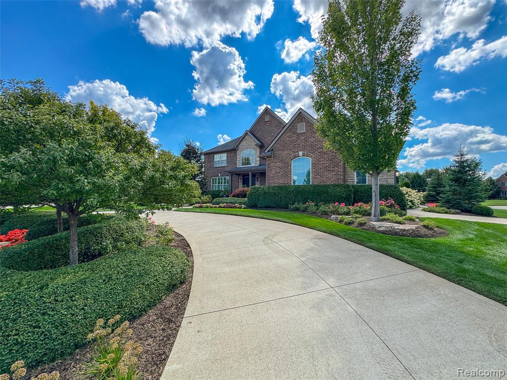 3625 N Century Oak Circle, Oakland, MI — Photo 2