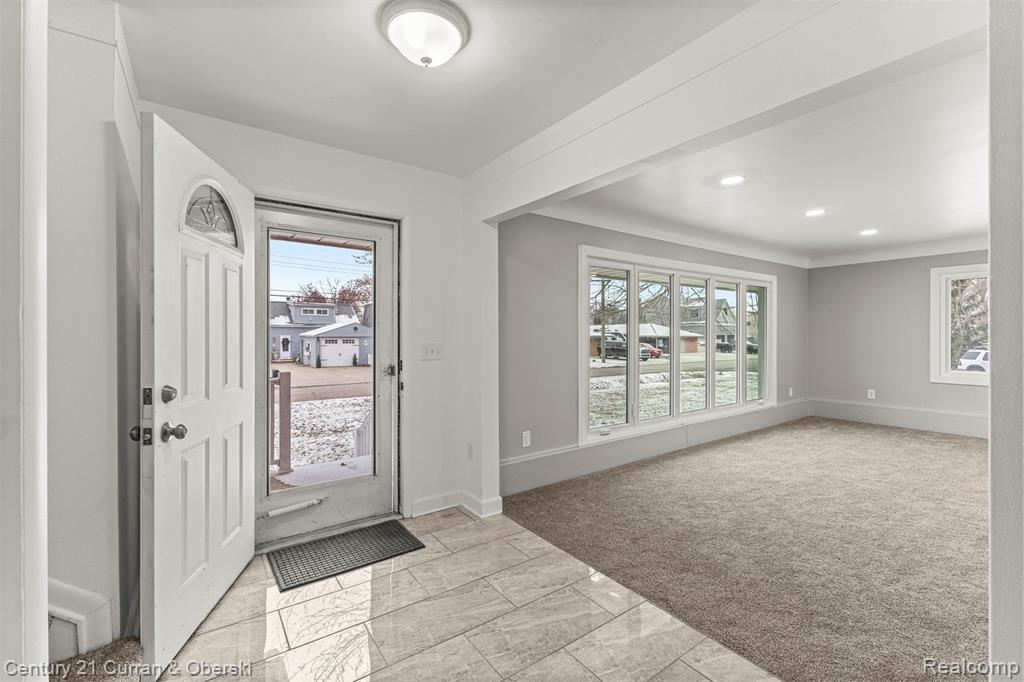 30631 Bayview Drive, Gibraltar, MI — Photo 6