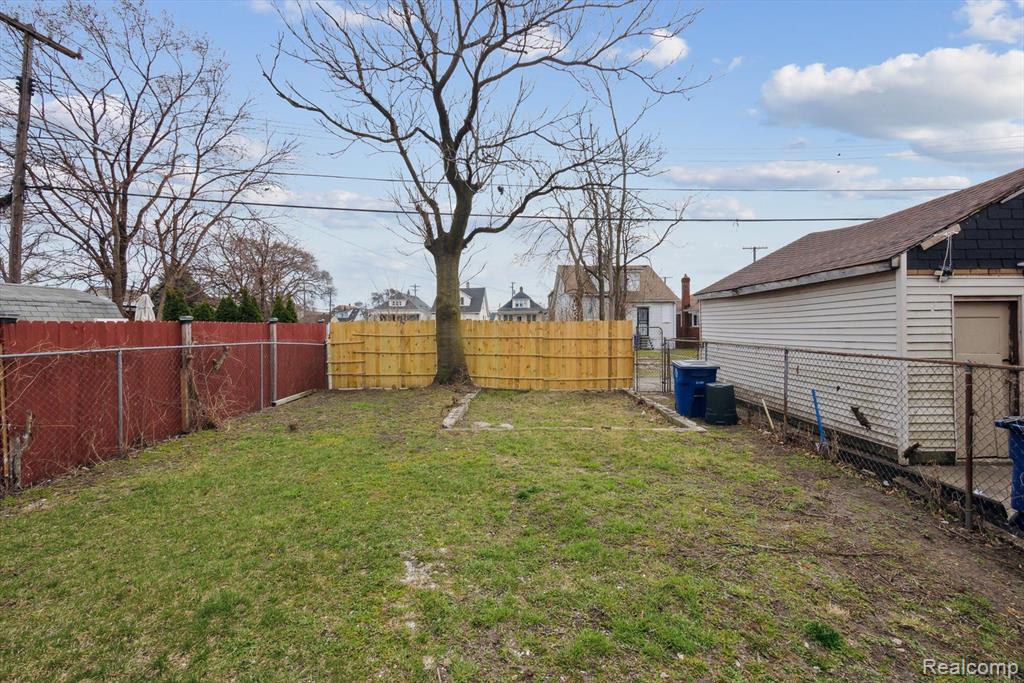 5014 BELMONT Street, Hamtramck, MI 48212 — Photo 40