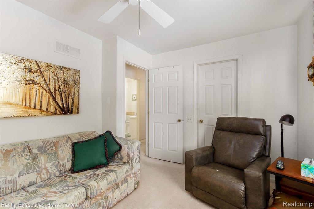 42509 ELDON Circle, Clinton Twp, MI 48038 — Photo 13