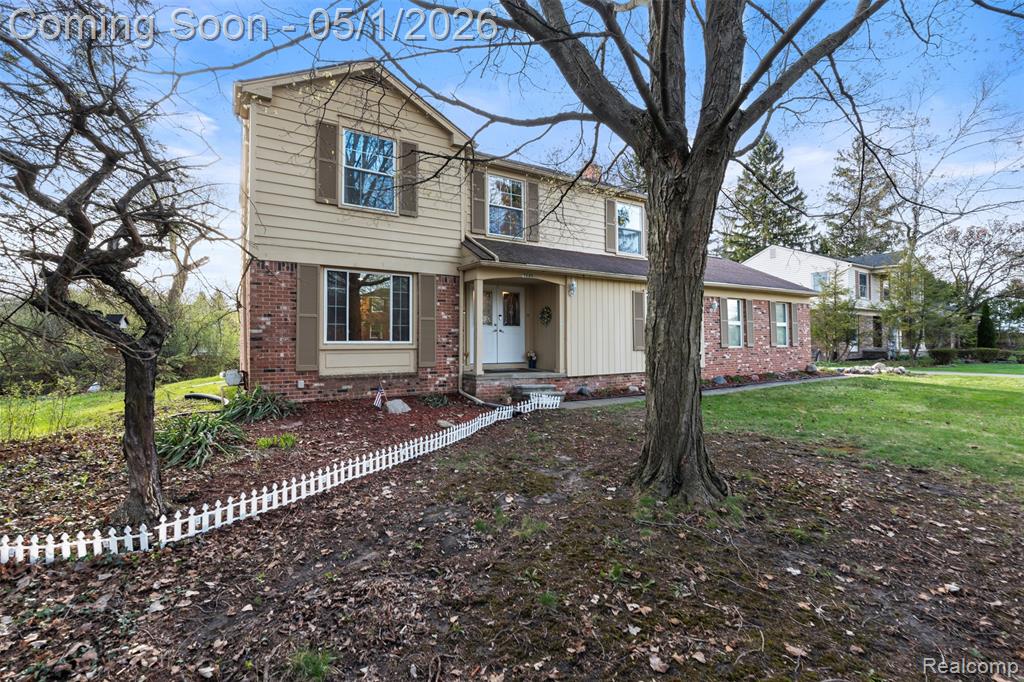 5686 Stratford Drive, West Bloomfield, MI — Photo 2