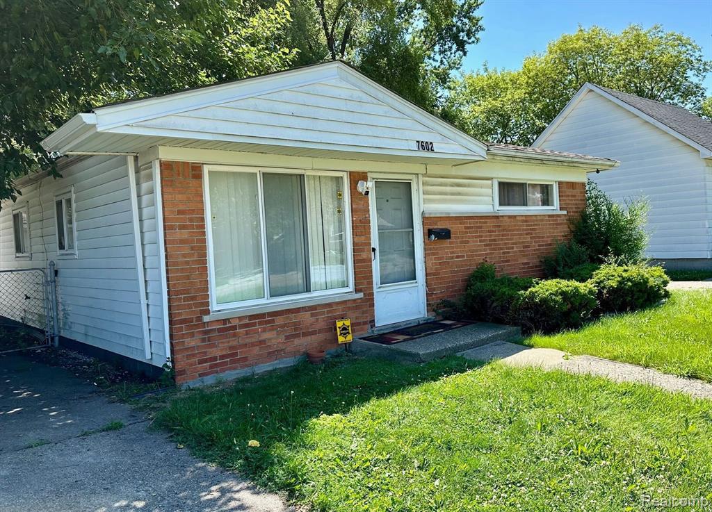 7602 ORCHARD Avenue, Warren, MI 48091 — front exterior