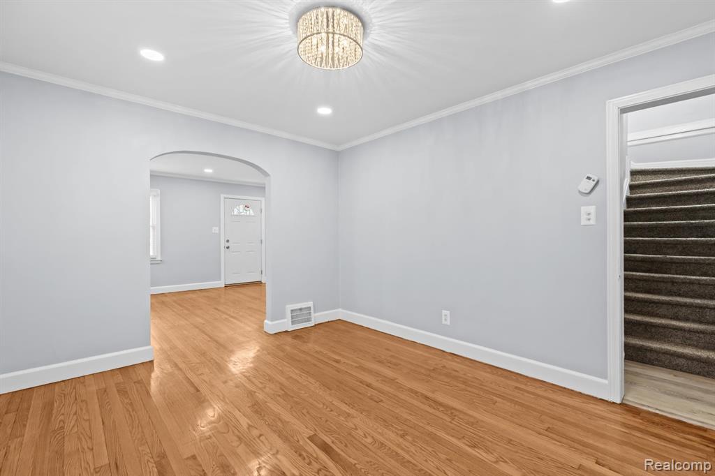 18935 Mansfield Street, Detroit, MI 48235 — Photo 7