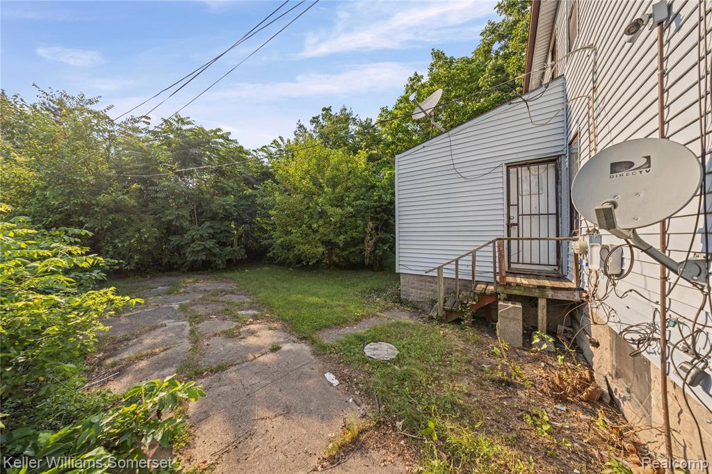 9225 Birwood Street, Detroit, MI 48204 — Photo 33