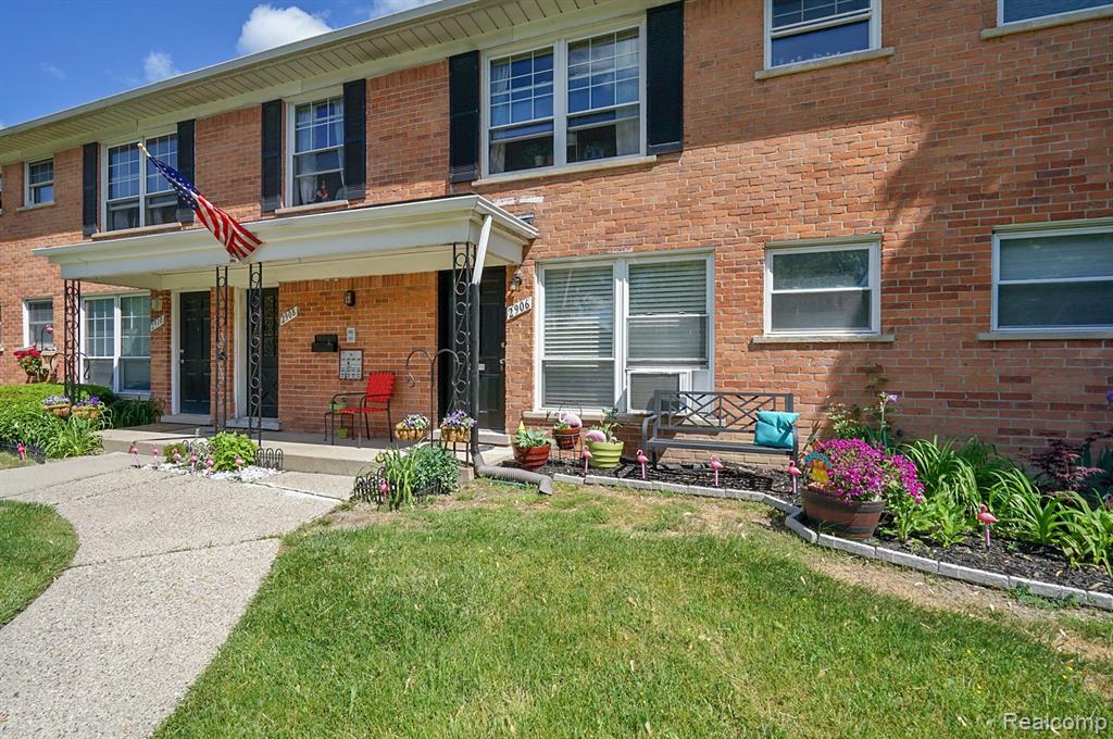 2906 W 13 Mile Road, 3, Royal Oak, MI 48073