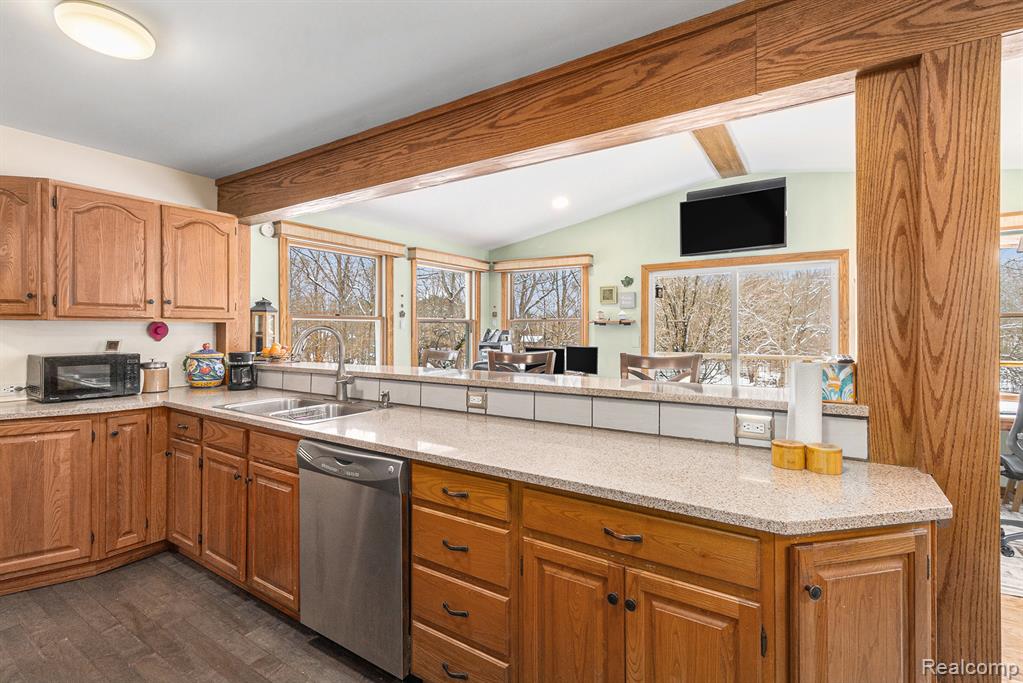 2217 Miark Drive, Lapeer, MI 48446 — Photo 10
