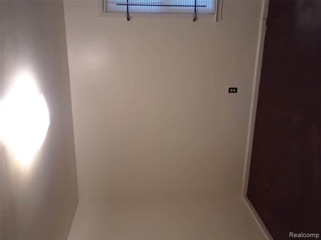 11747 W Outer Drive, Detroit, MI 48223 — Photo 10