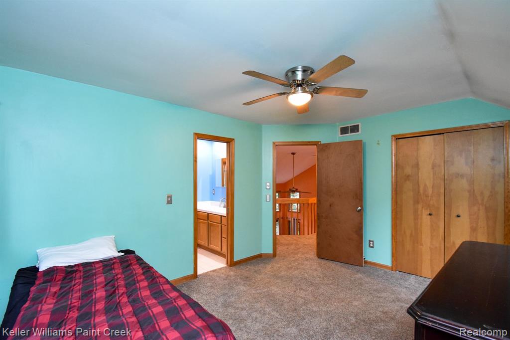 713 KNIBBE Road, Lake Orion, MI 48362 — Photo 37