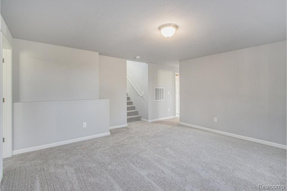 7107 TIMBERLINE Drive, Flint, MI 48507 — Photo 11