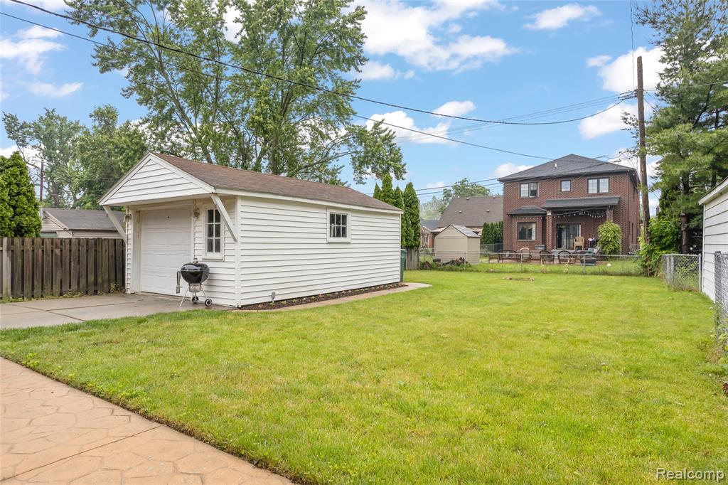 621 Kingsbury Avenue, Dearborn, MI 48128 — Photo 22