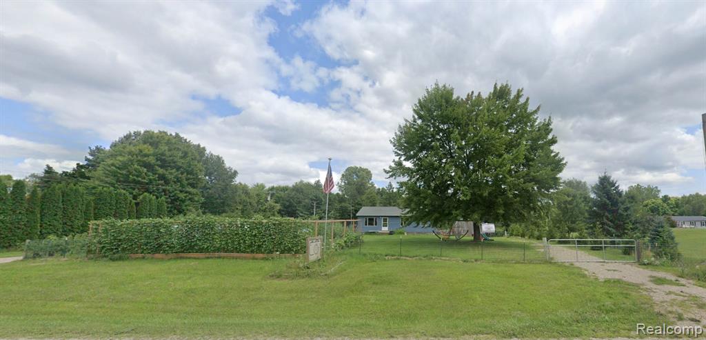 2608 N Lake Pleasant Road, Attica, MI 48412 — Photo 5