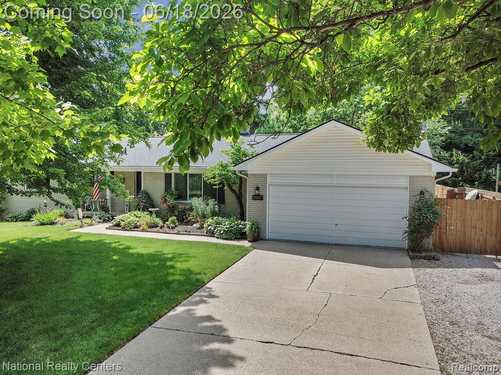 53147 Villa Circle, Utica, MI 48316 — Photo 8