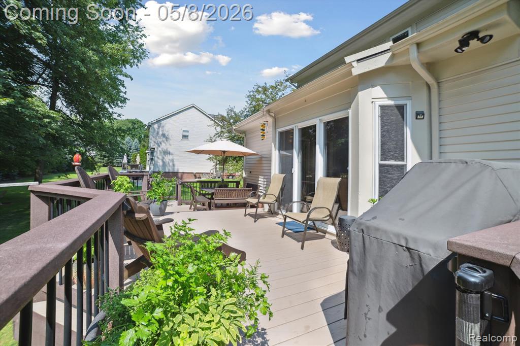 458 Kent Way, White Lake, MI 48383 — Photo 42